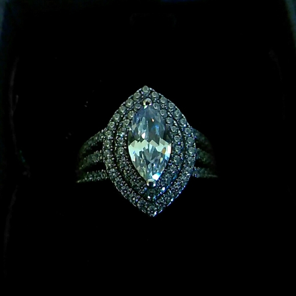 Stauer Silver Marquis Ring - Picture 2 of 7